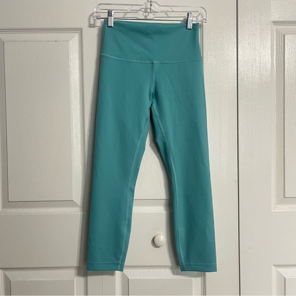 Lululemon Wunder Train High-Rise Crop 23" - Picture 1 of 4
